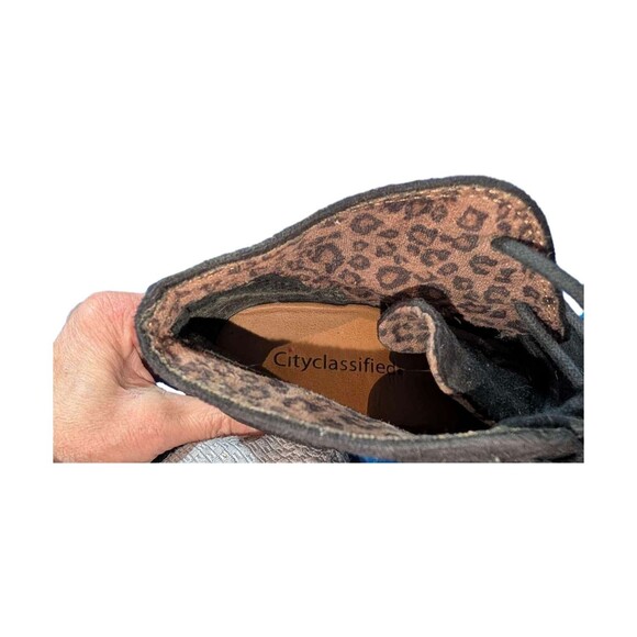 Women's sz 6 Cityclassified Black  Suede Lace Up Wedge Ankle Booties boots - Picture 5 of 10